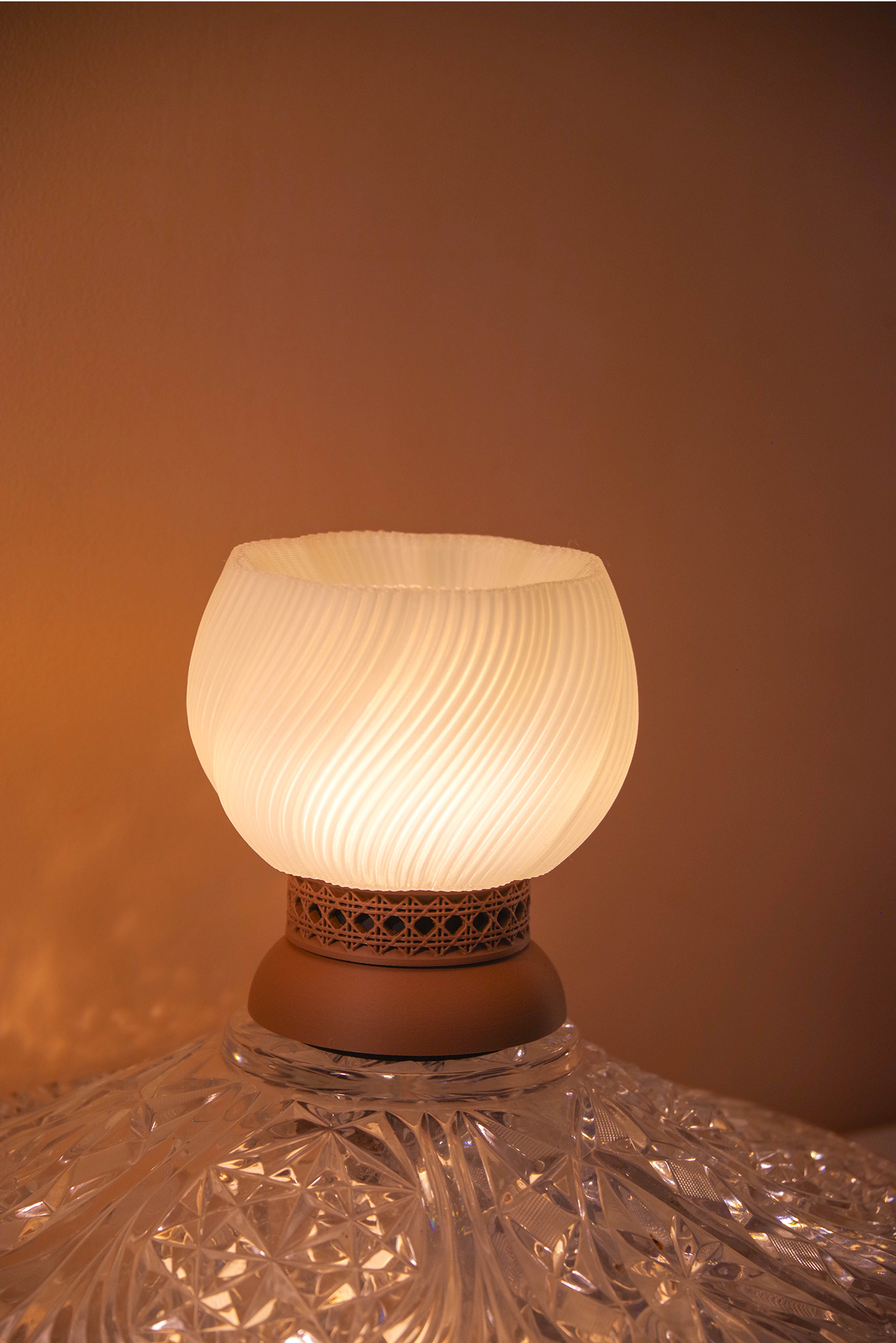 lotus lamp